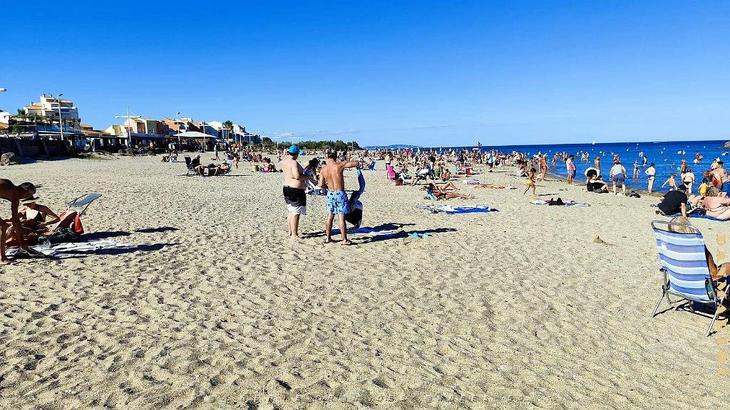 2024 07 22 CAP D AGDE 3 - PLAGE DU MOLE - QUENTIN  (4).jpg